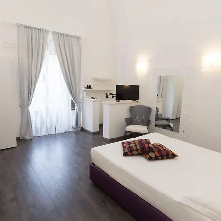 Etna Group 4*