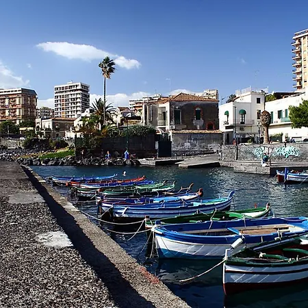 Guest house Etna Group 3*