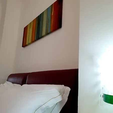 Etna Group Guest house