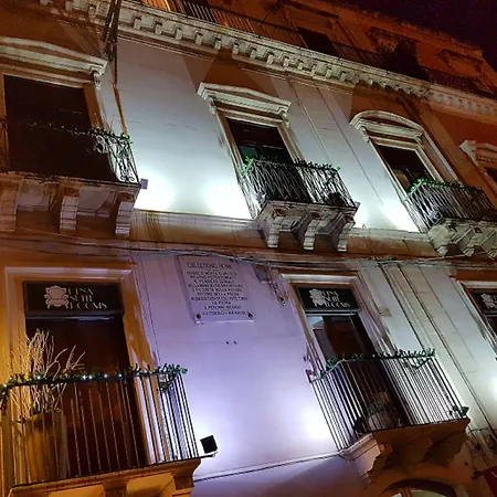 Casa de hóspedes Etna Group